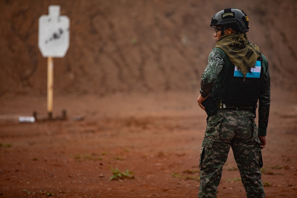 Fuerzas Commando 24 Assaulter Course