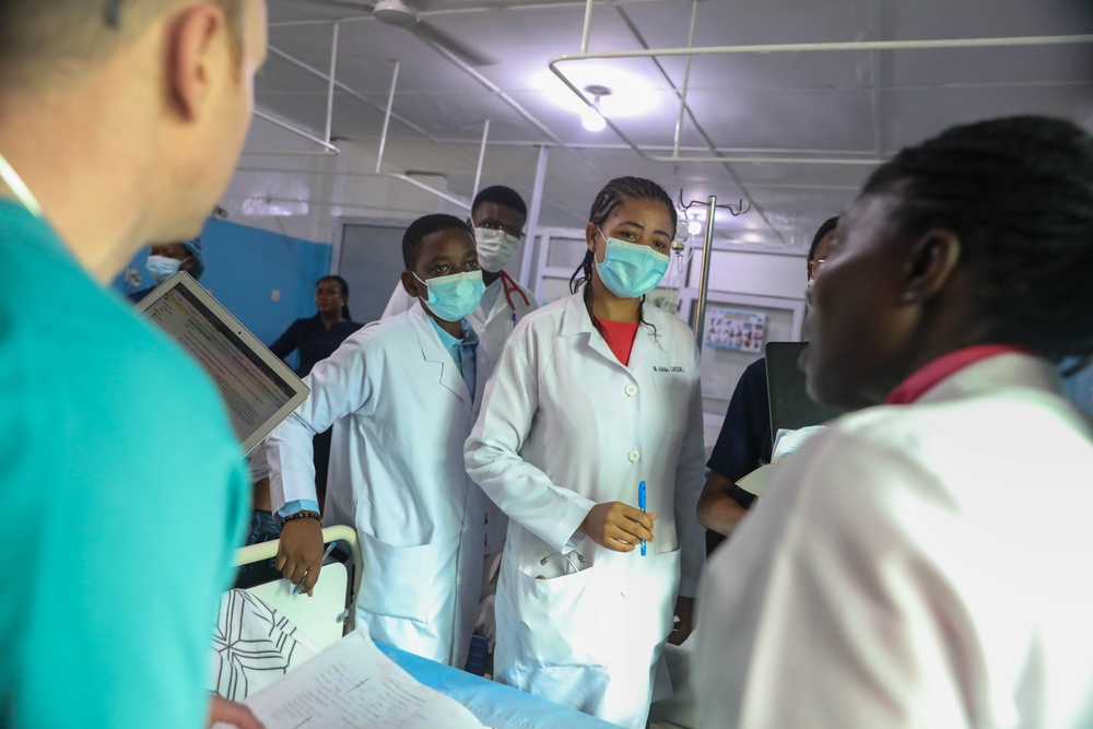 U.S. Army and Air Force and Ghanan Armed Forces medical staff participate in MEDREX AL24