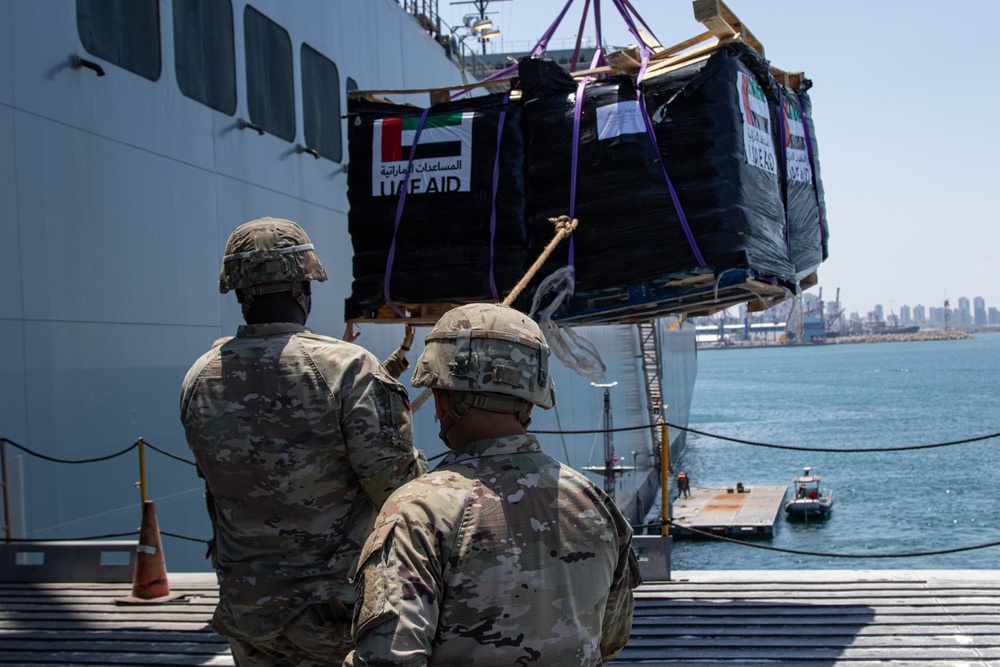 U.S. troops support humanitarian aid mission to Gaza