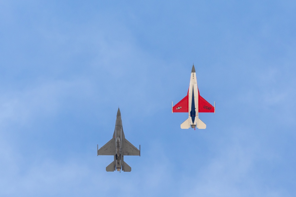 412th Test Wing recreates iconic livery for F-16 Viper Demo Team