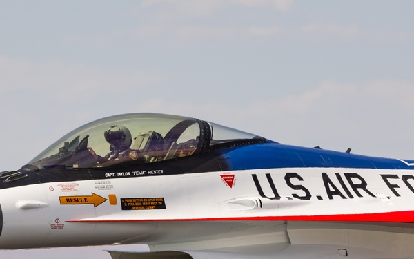 412th Test Wing recreates iconic livery for F-16 Viper Demo Team