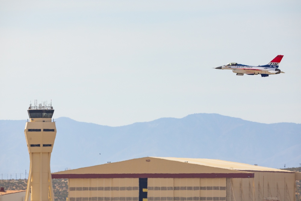 412th Test Wing recreates iconic livery for F-16 Viper Demo Team