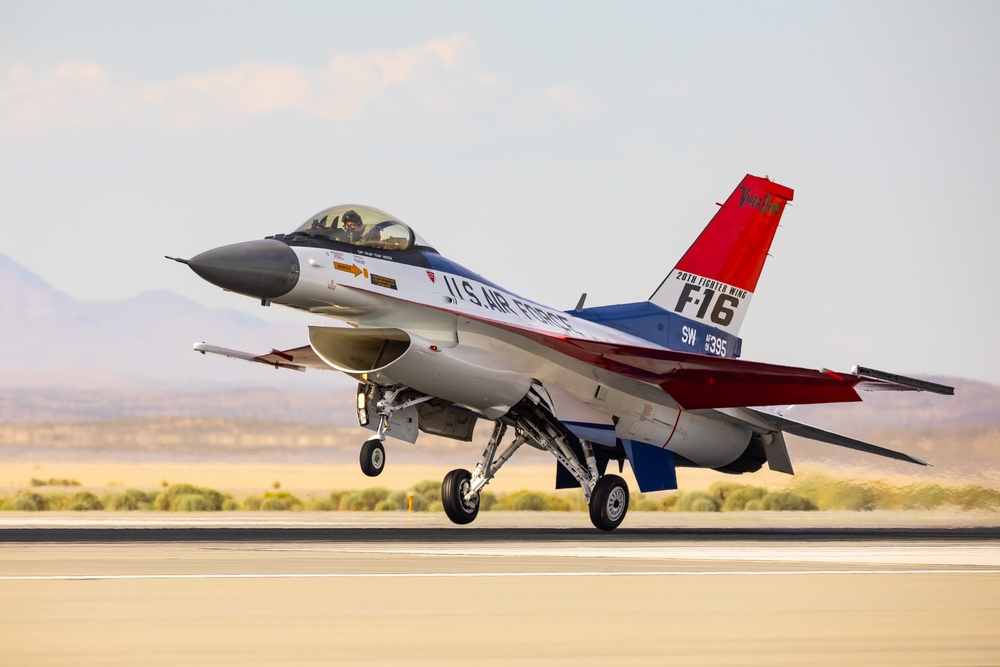 412th Test Wing recreates iconic livery for F-16 Viper Demo Team