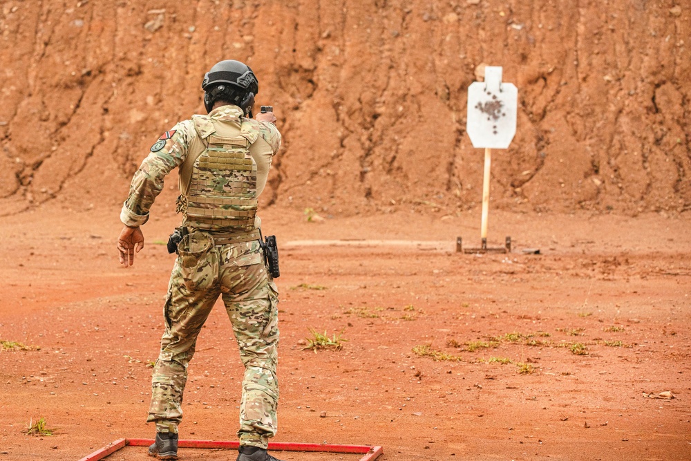 Fuerzas Commando 24 Assaulter Course