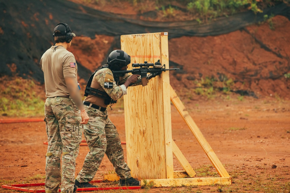 Fuerzas Commando 24 Assaulter Course