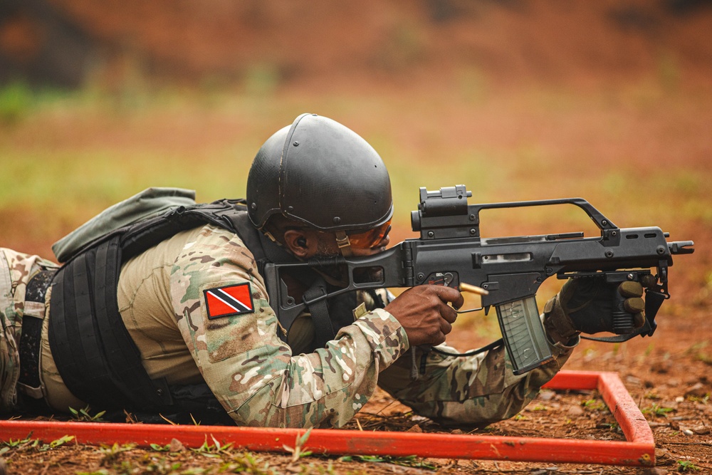 Fuerzas Commando 24 Assaulter Course