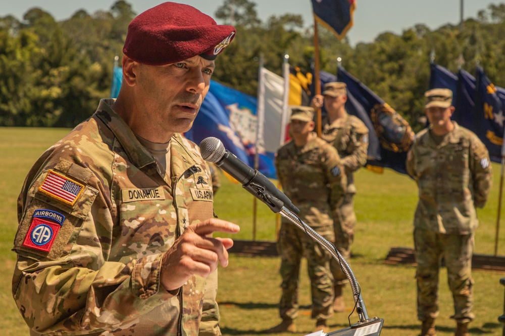 3rd Infantry Division uncases colors