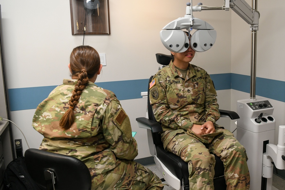 Battle Creek ANG Base optometrist sees training success during medical facility AT