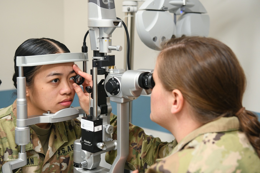 Battle Creek ANG Base optometrist sees training success during medical facility AT