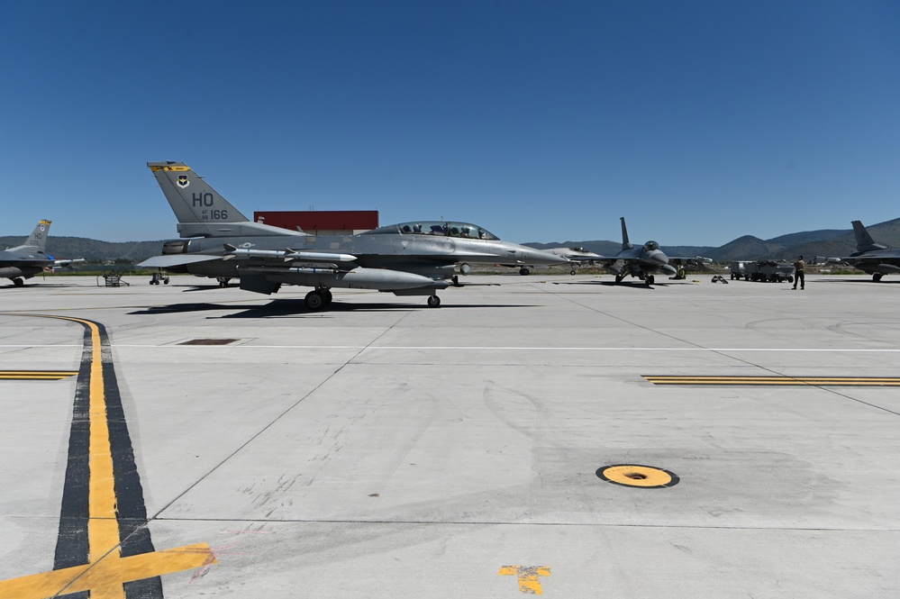 Luke AFB F-16s and F-35s fly with Kingsley Eagles