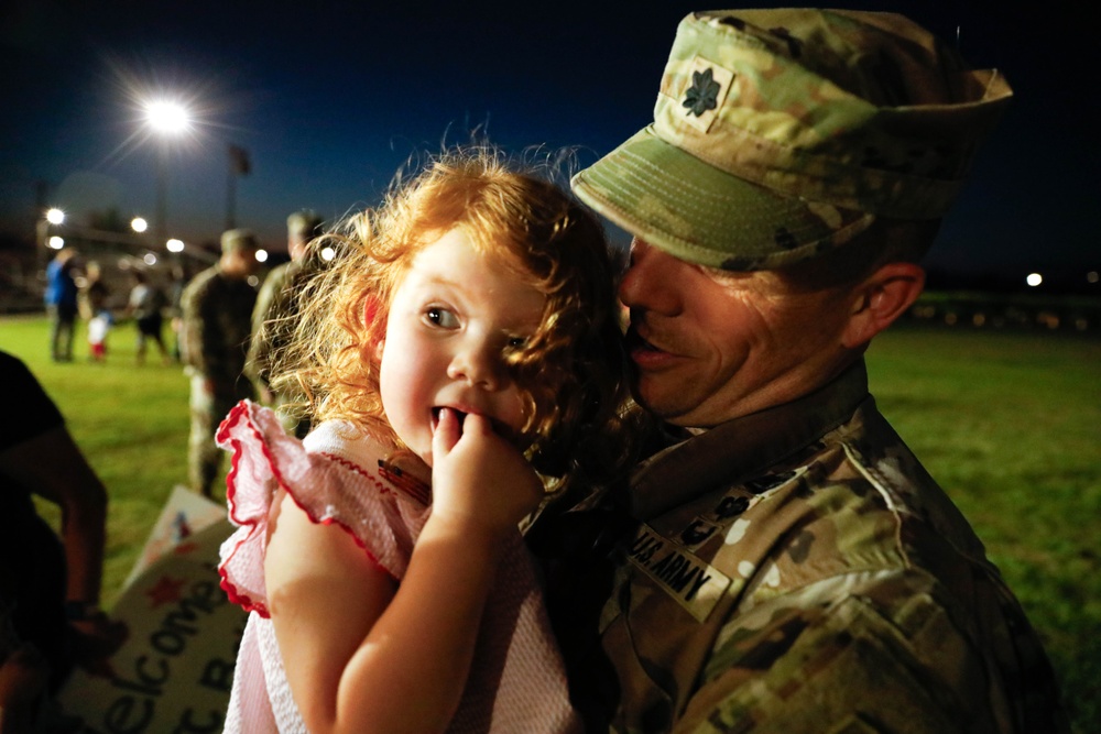 3rd Infantry Division welcomes home Dogface Soldiers from Europe