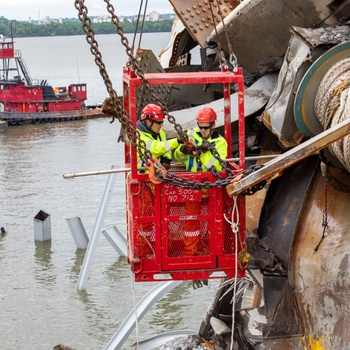 Wreckage Cleanup on the bow of the M/V DALI