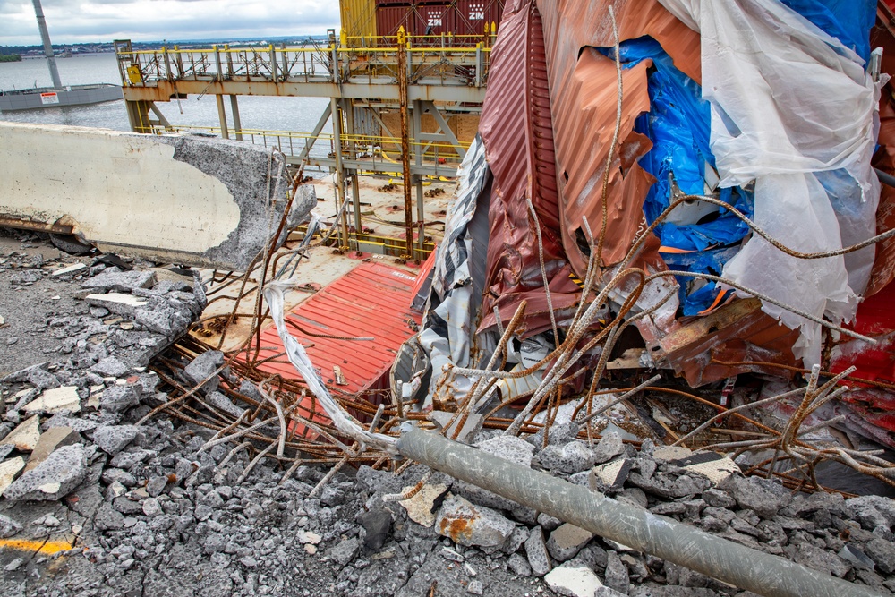 M/V DALI Wreckage