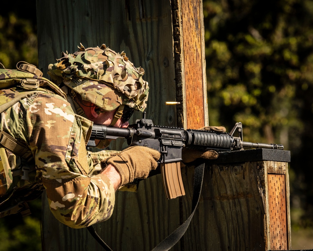 DVIDS - Images - U.S. Soldier Compete in the Region VI National Guard ...