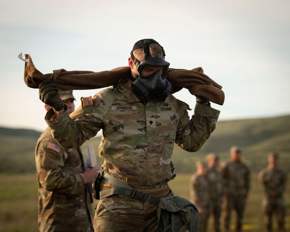 U.S. Soldier Compete in the Region VI National Guard Best Warrior Competition