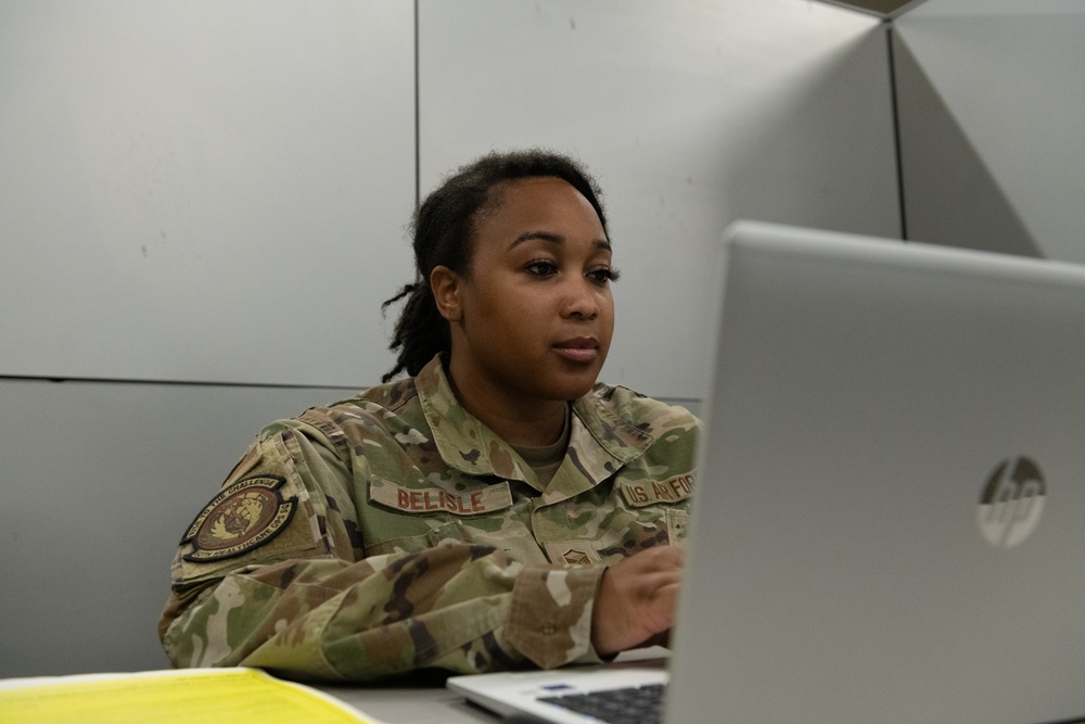 60th AMW refines capabilities during rapid deployment exercise