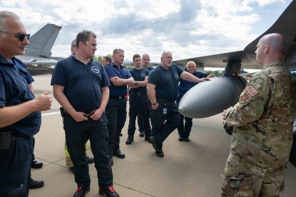 480th FGS and 52nd MXS conduct aircraft familiarization with NATO Fire Department