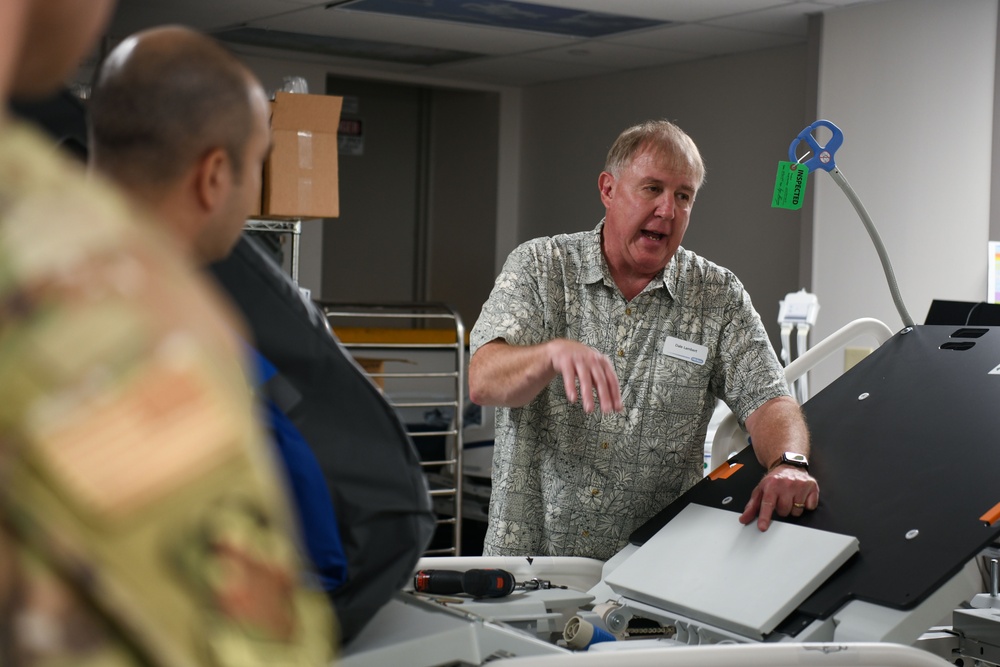 Michigan ANG biomedical equipment specialist enhances technical skills in Hawaii