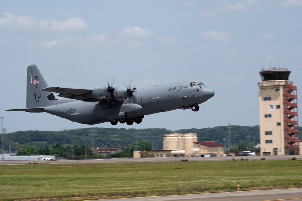 Yokota launches C-130J multi-ship for generation exercise