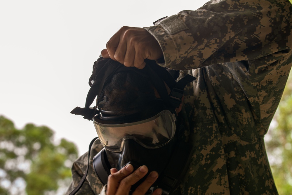 ACDC: 15th MEU, Philippine Service Members Train on CBRN Defense