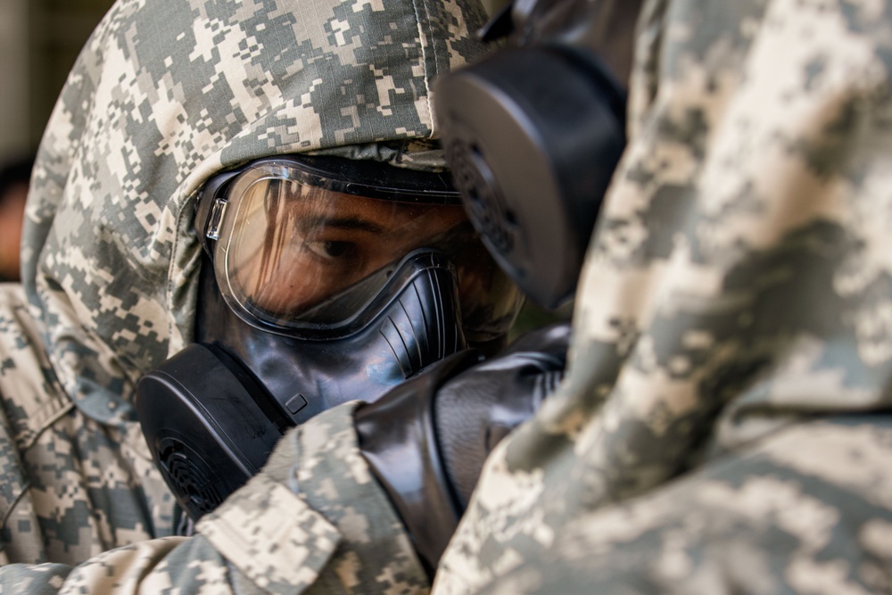 ACDC: 15th MEU, Philippine Service Members Train on CBRN Defense