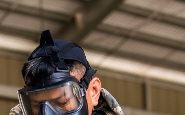 ACDC: 15th MEU, Philippine Service Members Train on CBRN Defense