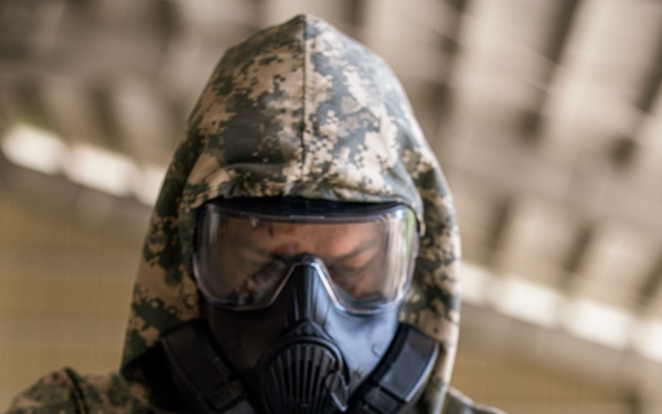 ACDC: 15th MEU, Philippine Service Members Train on CBRN Defense
