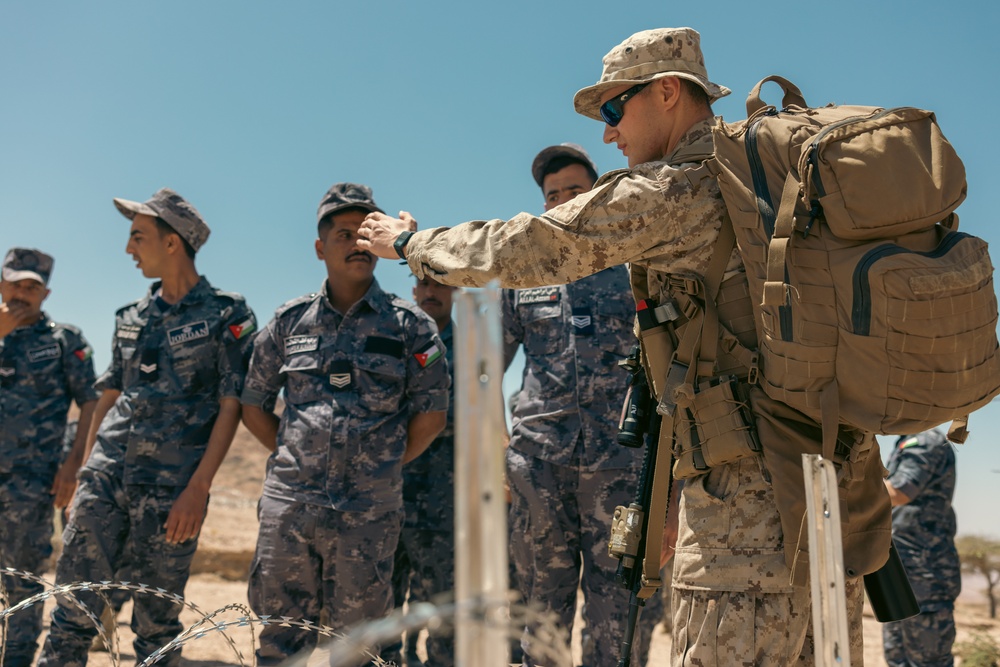 U.S. Marines with 4th CEB Train with Jordanian Armed Forces During an Assault Breaching Demonstration