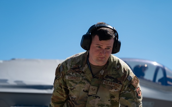 Hot Pit Refueling during Astral Knight 24