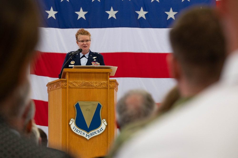 86 AW welcomes new commander