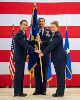 86 AW welcomes new commander