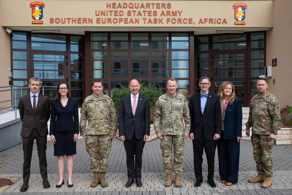 DVIDS - Images - U.S. Ambassador Jack Markell visits the Vicenza ...