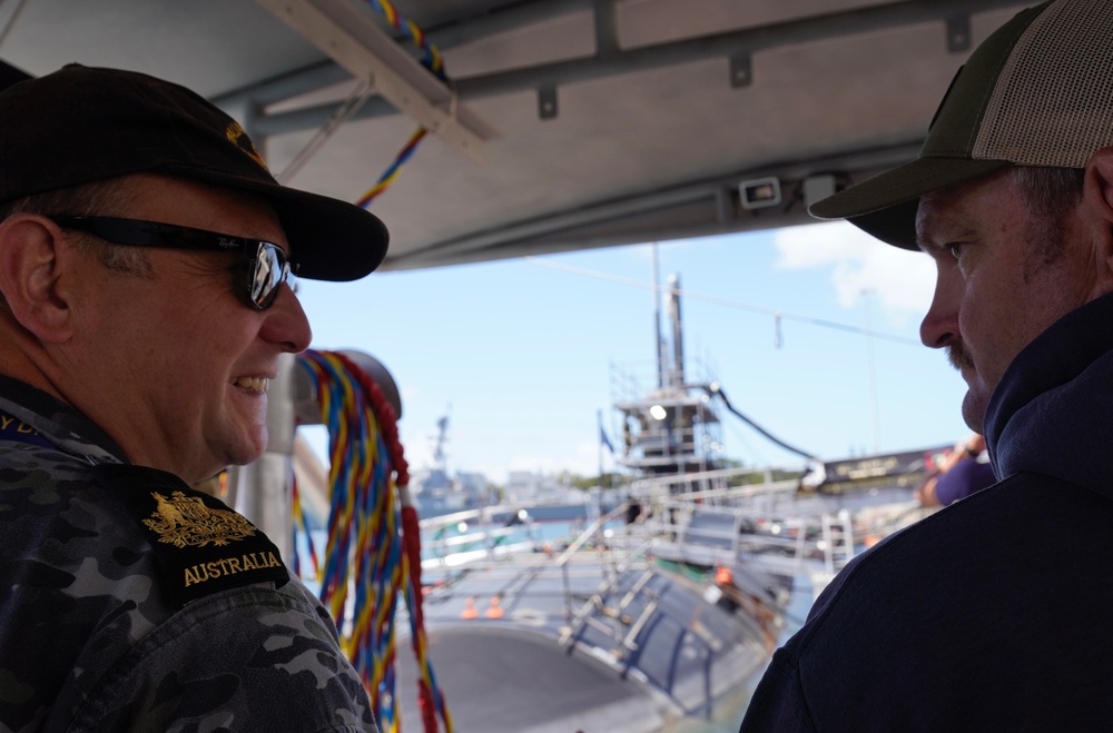 Australian AUKUS Divers Conduct Training in Pearl Harbor