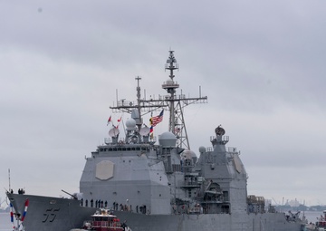 USS Leyte Gulf Returns from Final Deployment