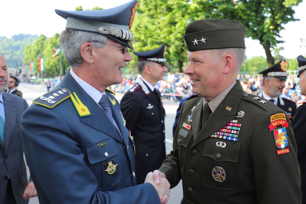 SETAF-AF Commanding General attends 95th National Alpini Rally parade