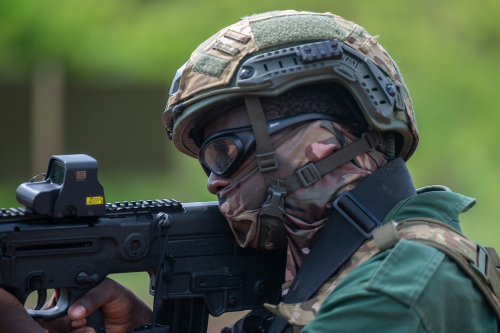 Ivorian SOF at the Range