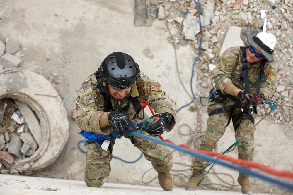 U.S. Airmen, Mongolian rescuers scale new heights at Gobi Wolf 2024