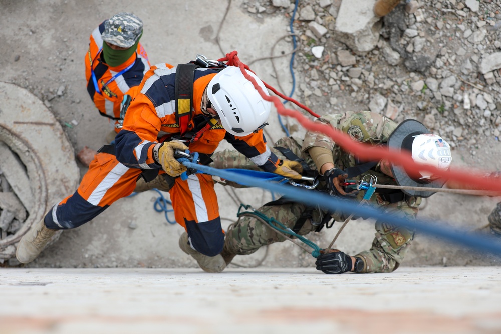 U.S. Airmen, Mongolian rescuers scale new heights at Gobi Wolf 2024