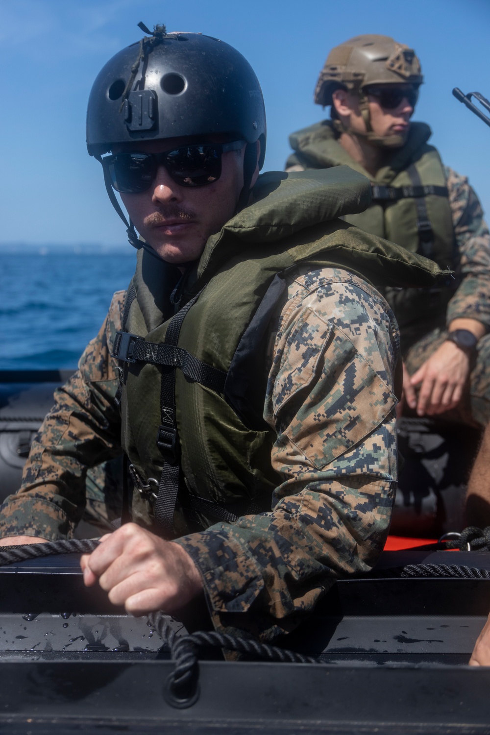 III Marine Expeditionary Force EOTG enhances small boat operation skills