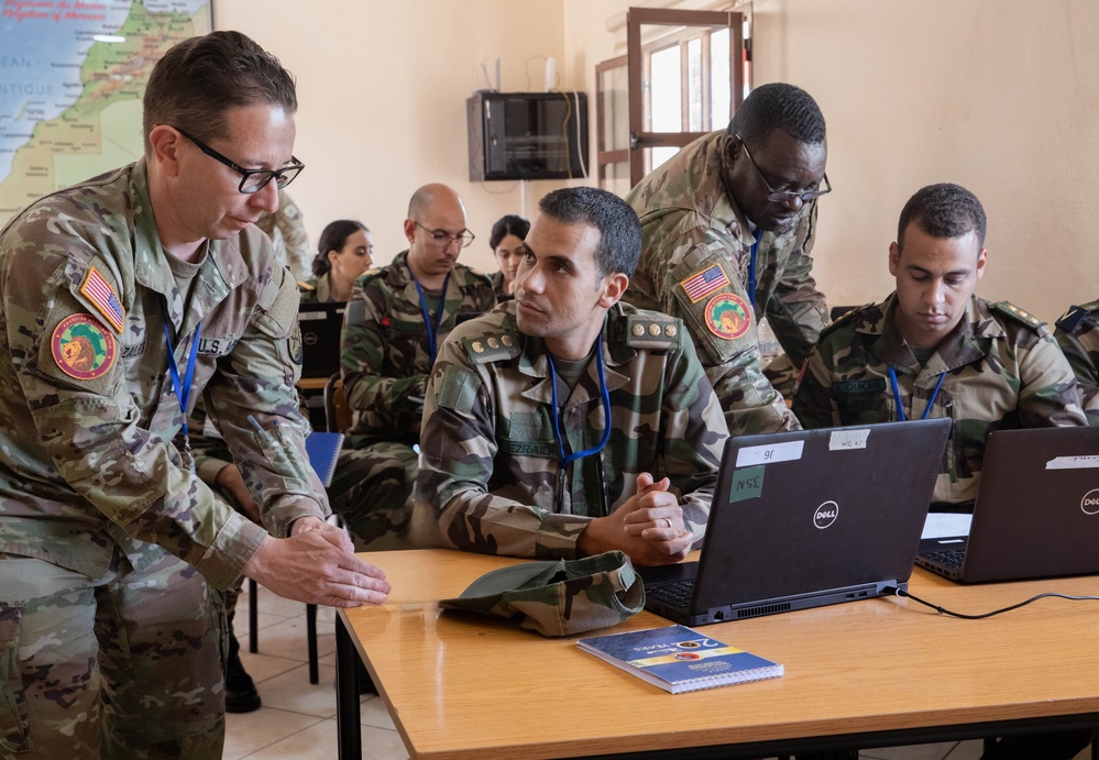Georgia National Guard Soldiers teach defensive cyber ops at African Lion