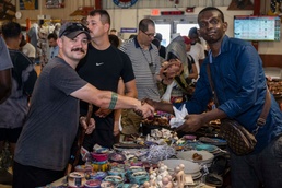Biannual CLDJ Bazaar Connects Service Members with Djiboutian Artists and Vendors