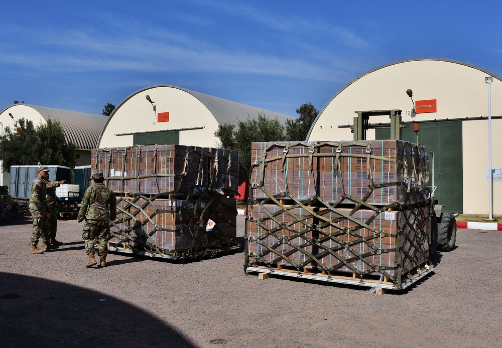 U.S. and Moroccan armed forces combine for pallet airlift build