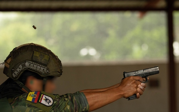 Fuerzas Commando 24 Assaulter Course II