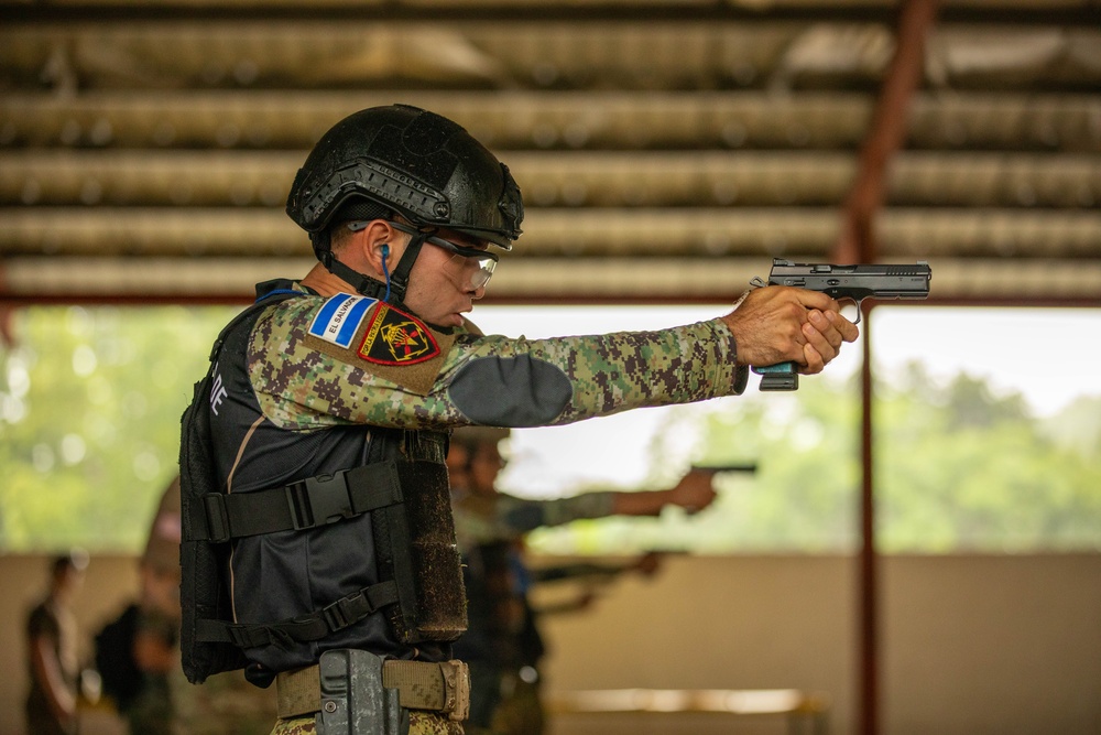 Fuerzas Commando 24 Assaulter Course II