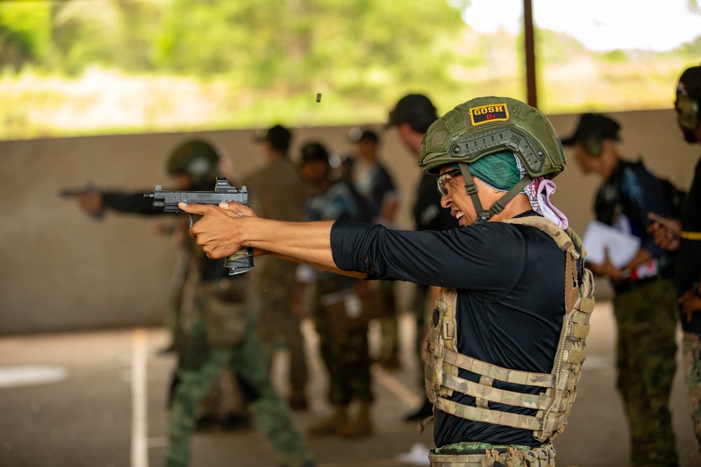 Fuerzas Commando 24 Assaulter Course II