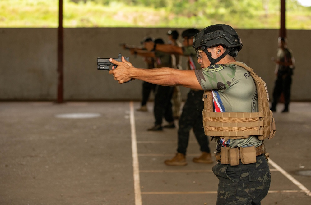 Fuerzas Commando 24 Assaulter Course II