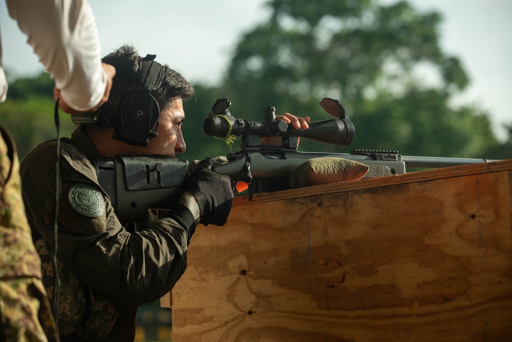 Competitors take part in Fuerzas Comando 24 Sniper Course III