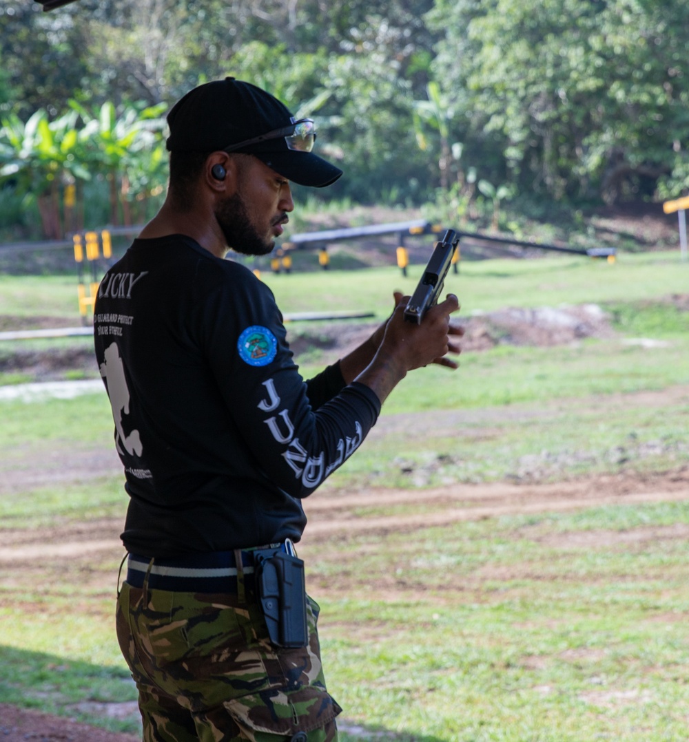 Competitors take part in Fuerzas Comando 24 combined Assaulter and Sniper Course III