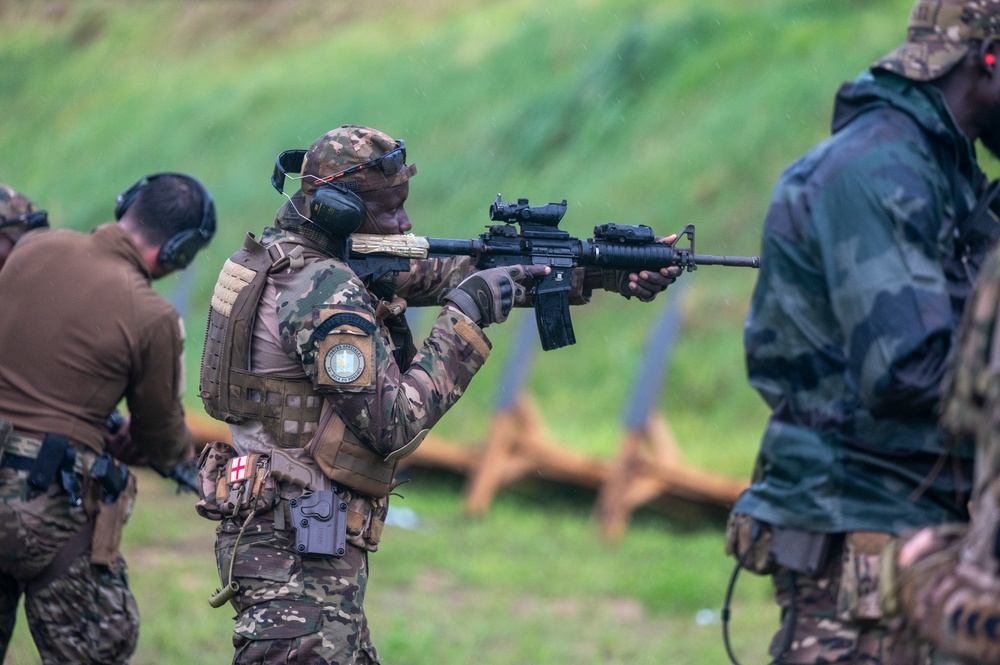 Senegal Special Forces Conduct Shooting Drills