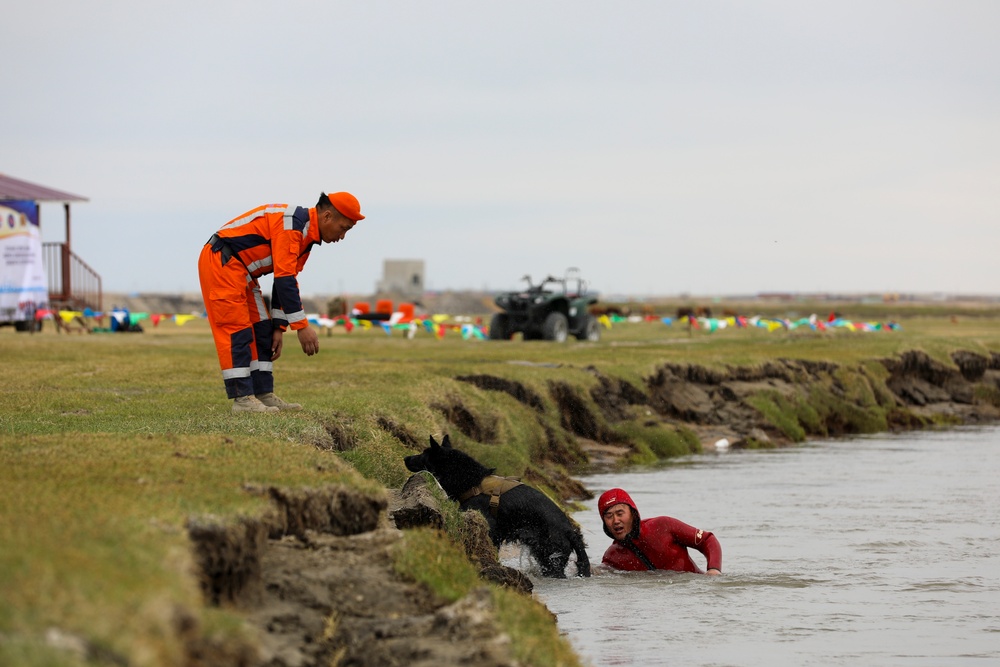 Riverine training at Gobi Wolf 2024